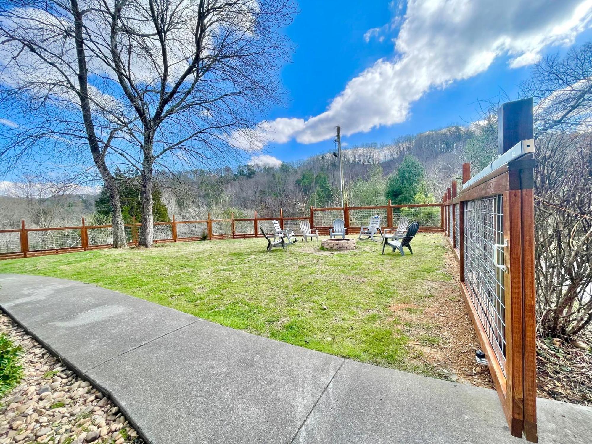 5Bedrooms*4King Beds*Outstanding Location*Hottub* Sevierville Exteriér fotografie