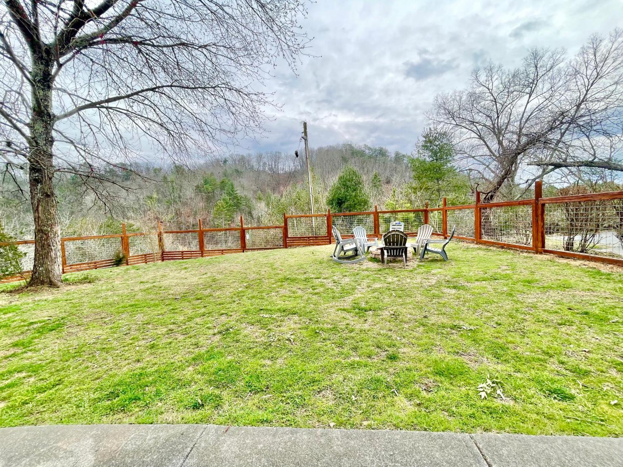 5Bedrooms*4King Beds*Outstanding Location*Hottub* Sevierville Exteriér fotografie