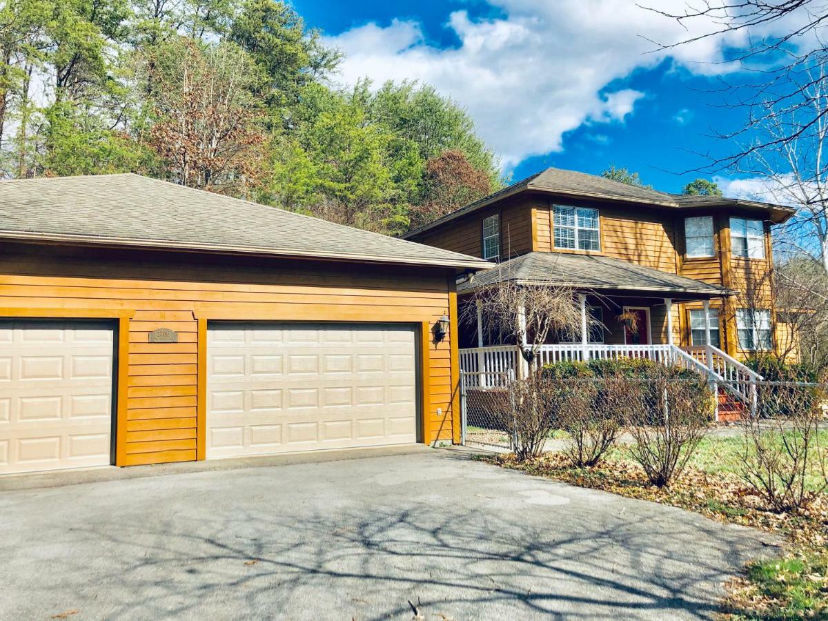 5Bedrooms*4King Beds*Outstanding Location*Hottub* Sevierville Exteriér fotografie