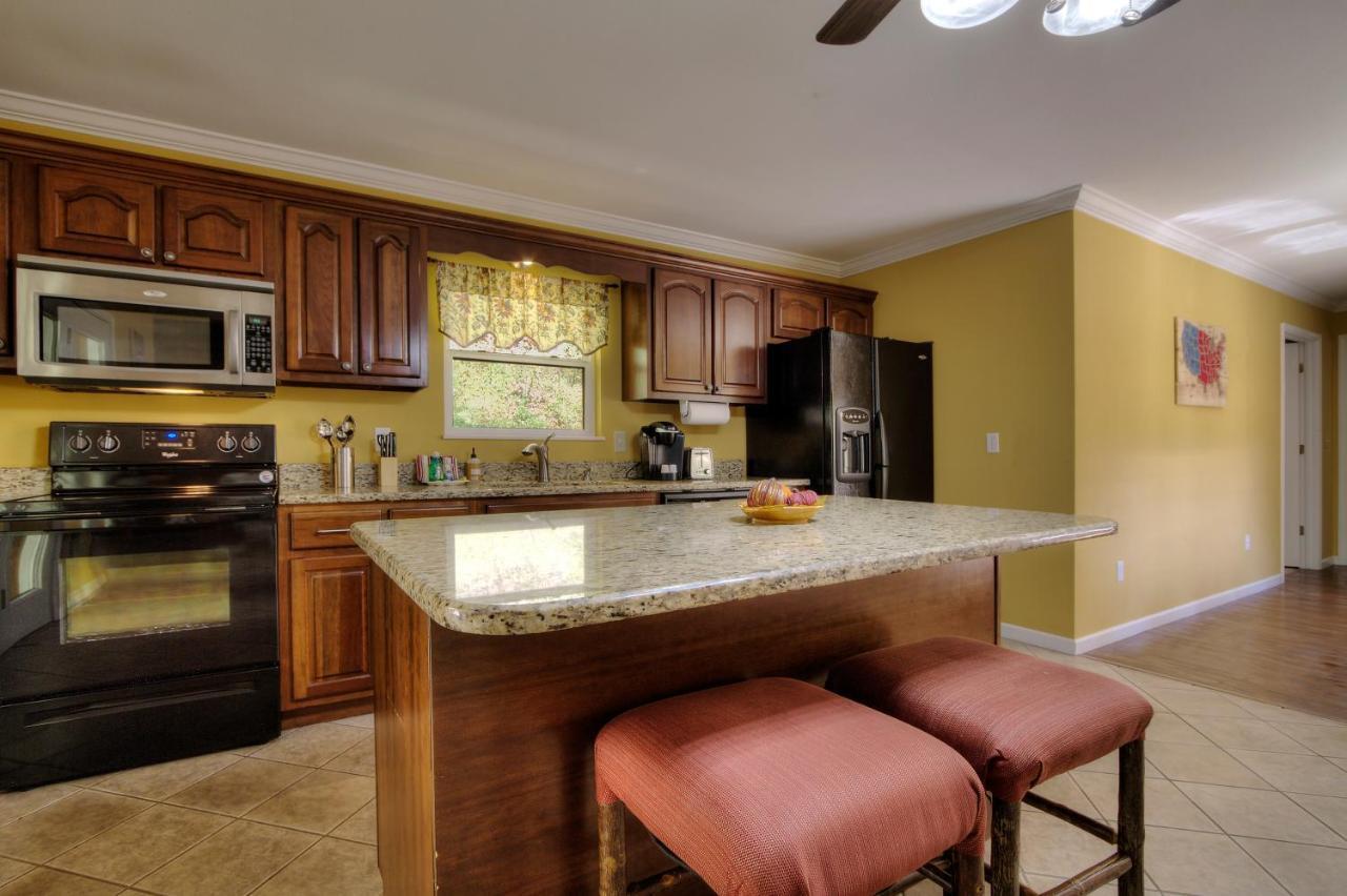 5Bedrooms*4King Beds*Outstanding Location*Hottub* Sevierville Exteriér fotografie